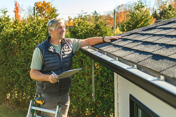 Professional Commercial Roofing technician working in Saint Paul, OR